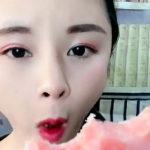 吃瓜美女网红图片,网红美女的吃瓜瞬间