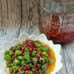 娱乐吃瓜酱一个人做饭,娱乐吃瓜酱的美食独奏曲