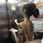 纹身男网红吃瓜事件,揭秘网络舆论的狂欢与争议